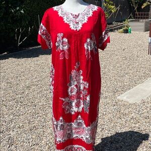 NEW Batik Sari Buisana Dress Size L Red and White Island design Stunning